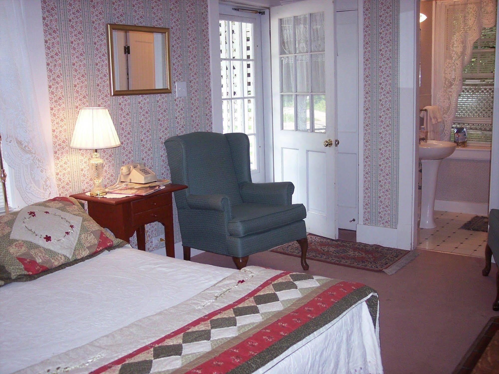 Glen Oaks Inn Intervale Exterior foto